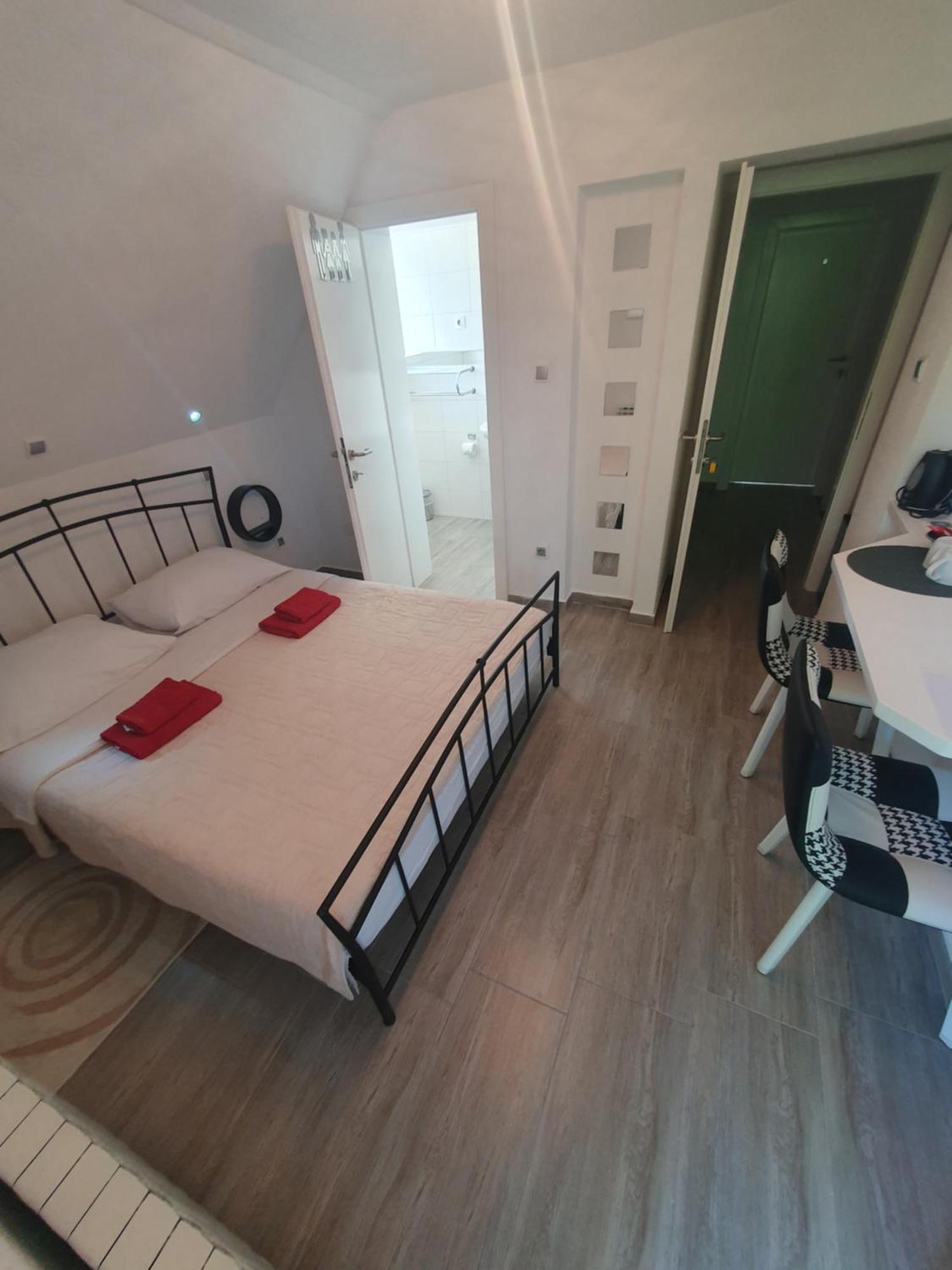 Guesthouse Nikola Plitvická jezera Pokoj fotografie
